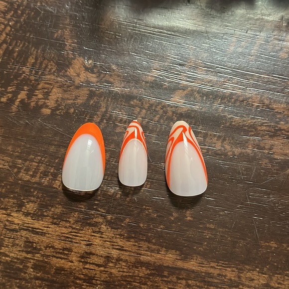 huge fake nail bundle with case - all different colors, sizes, patterns, lengths - Picture 7 of 13